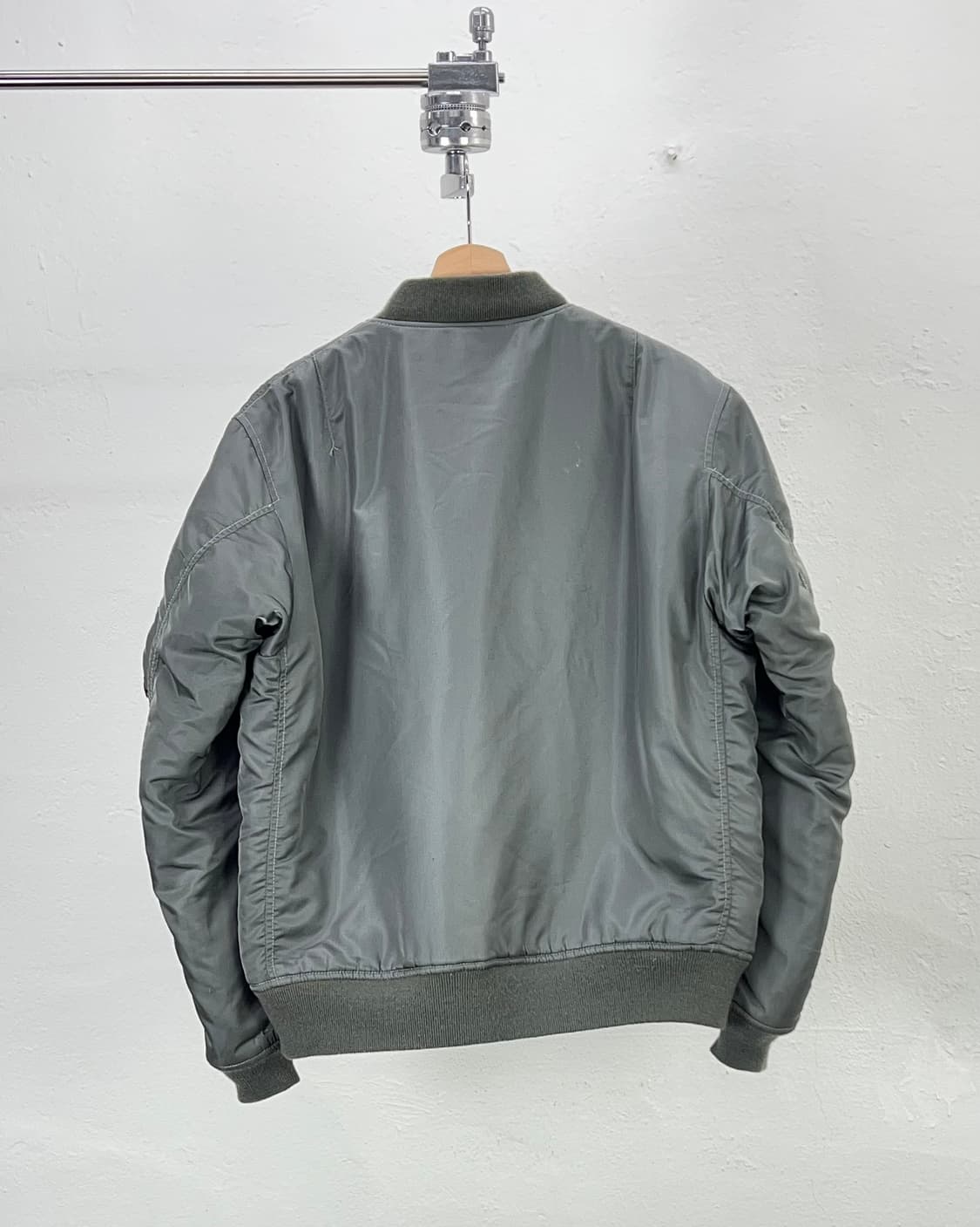 아비렉스 MIL-J-8279A 미공군 MA-1 플라이트 자켓 상품이미지6