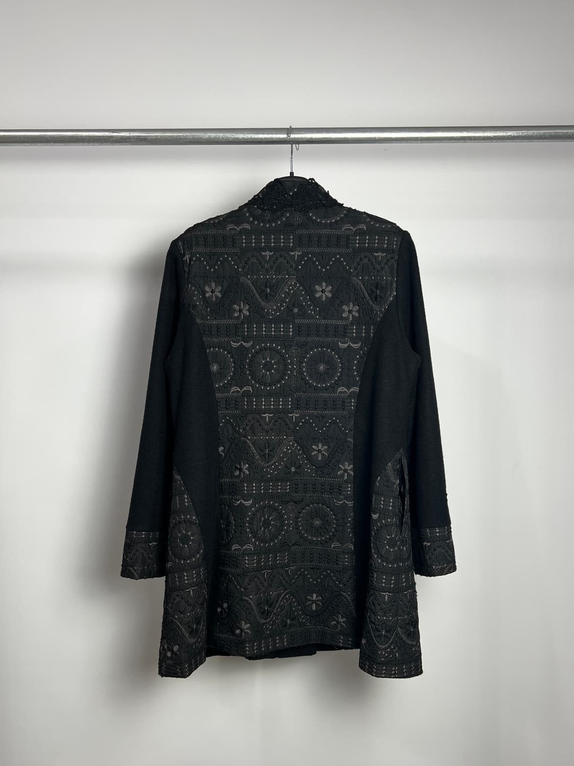 NOA-GE 자수 디테일 코트 상품이미지7