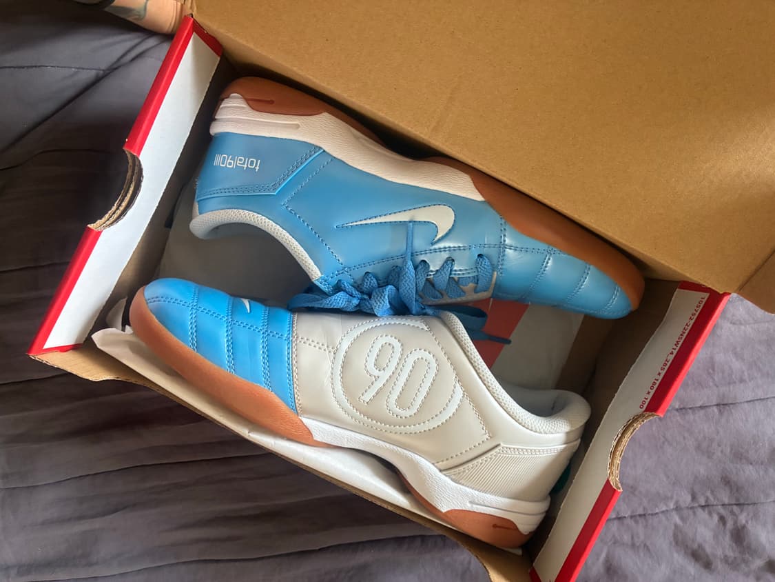 나이키 토탈 90 3 유니버시티 블루 바스트 그레이 상품이미지1