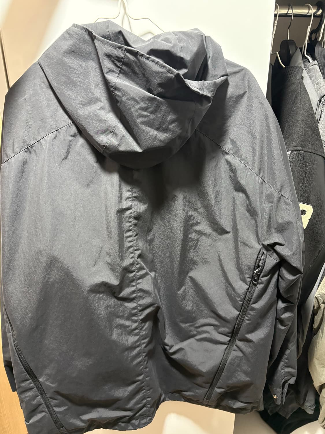 산산기어 지퍼 자켓 22FW 상품이미지5
