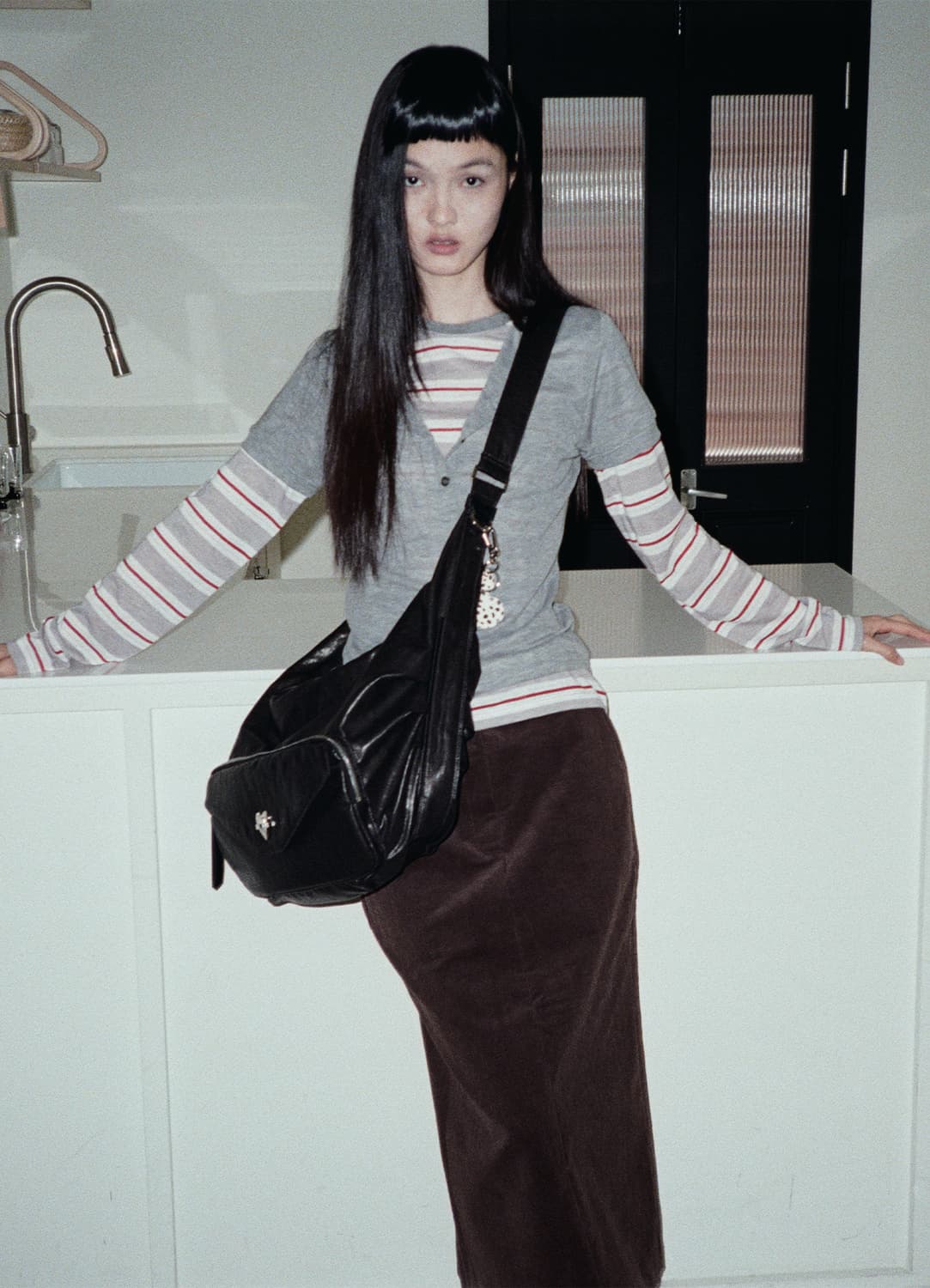 YAHNSISI 시시 슬링백 레더 빈티지 블랙 상품이미지1