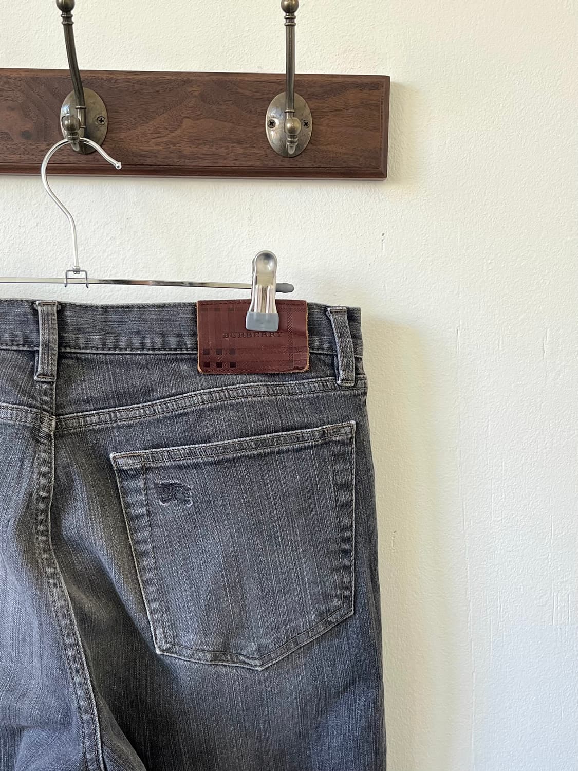 버버리 아카이브 흑청 데님 팬츠 상품이미지4