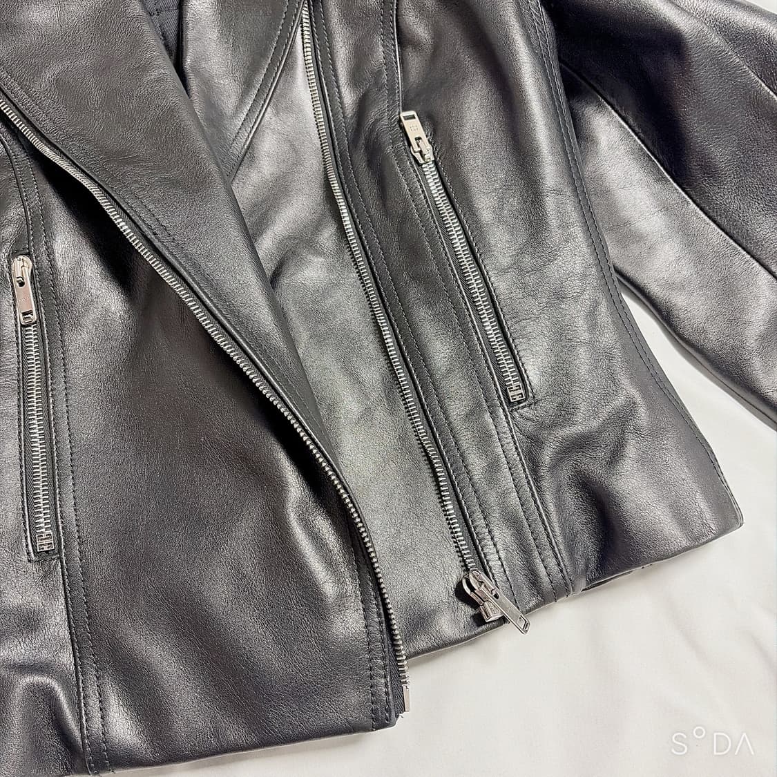 지방시 가죽 라이더자켓 38 상품이미지9