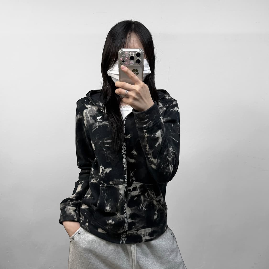 아베크롬비 타이다이 후드집업 블랙 상품이미지1