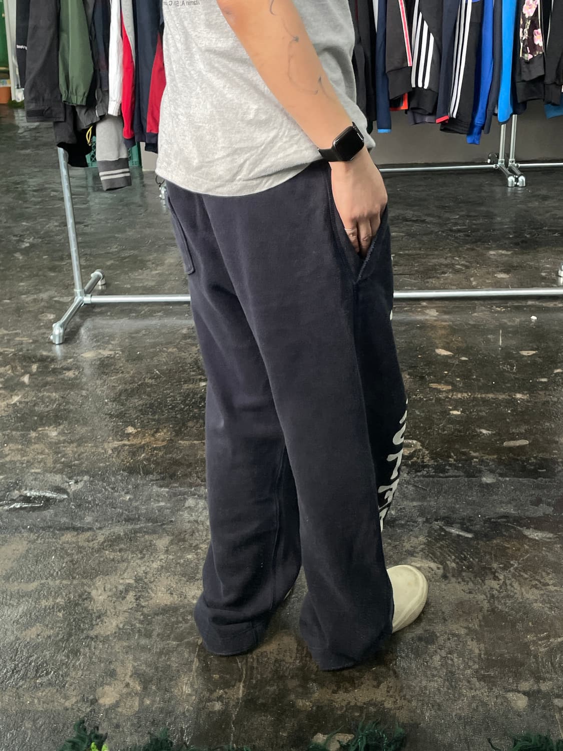 홀리스터 빅로고 트레이닝 팬츠 상품이미지4