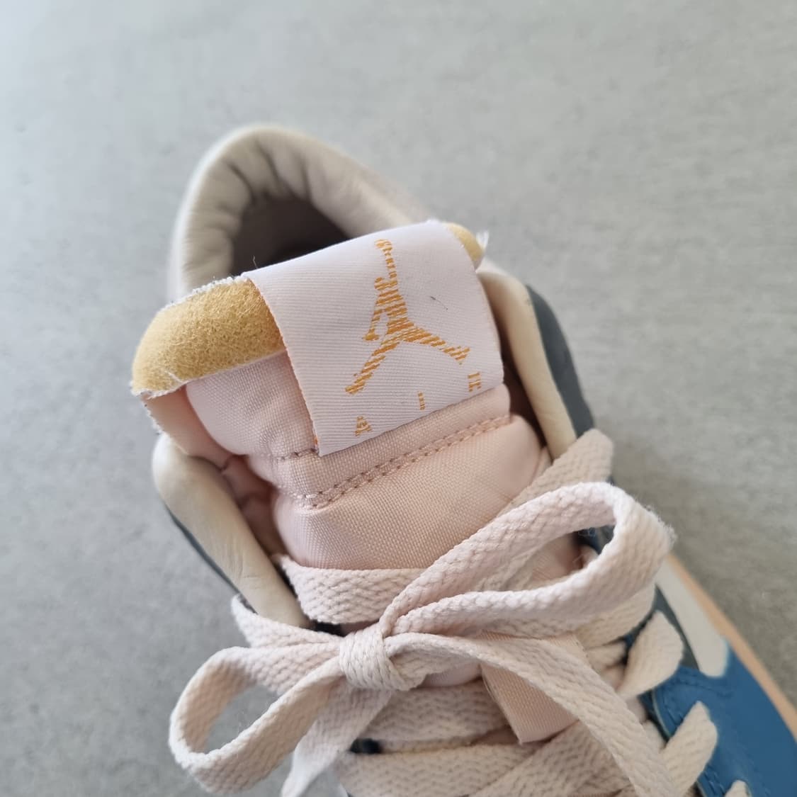 일본 나이키 에어 조던 1 로우 SE 도쿄 96 275mm 5회미만착용 상품이미지7