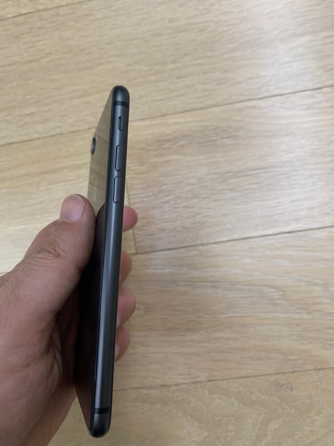 아이폰8 스페이스그레이 64GB A급 상품이미지5