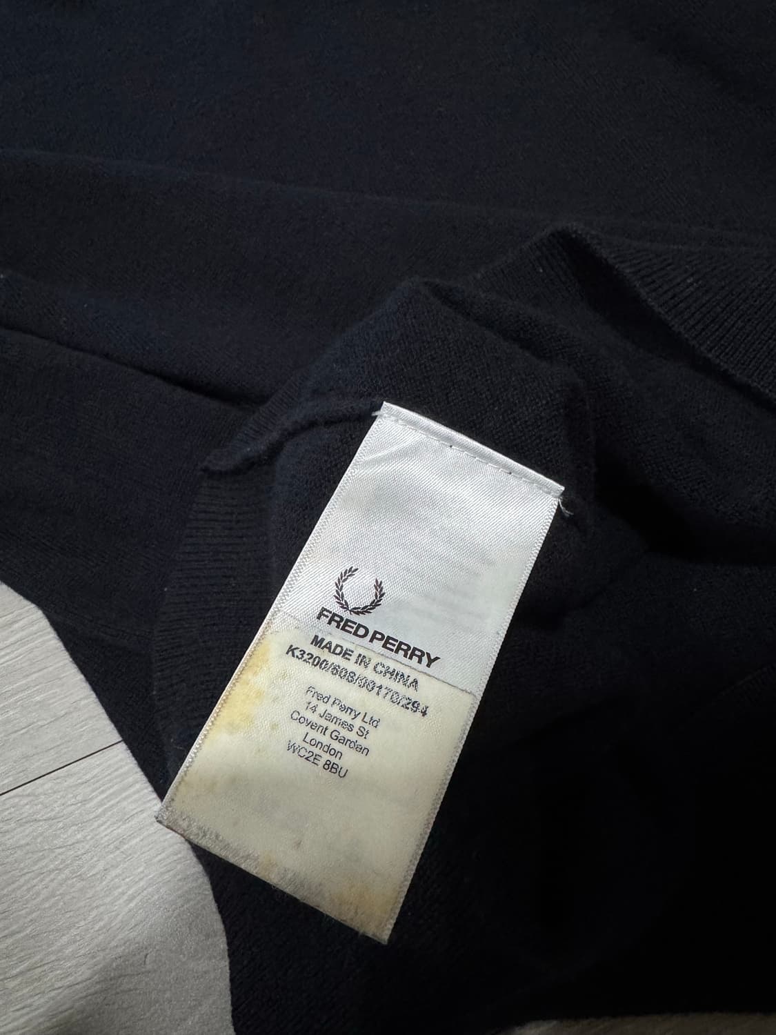 [M] 프레드페리 자수로고 브이넥 니트  상품이미지5
