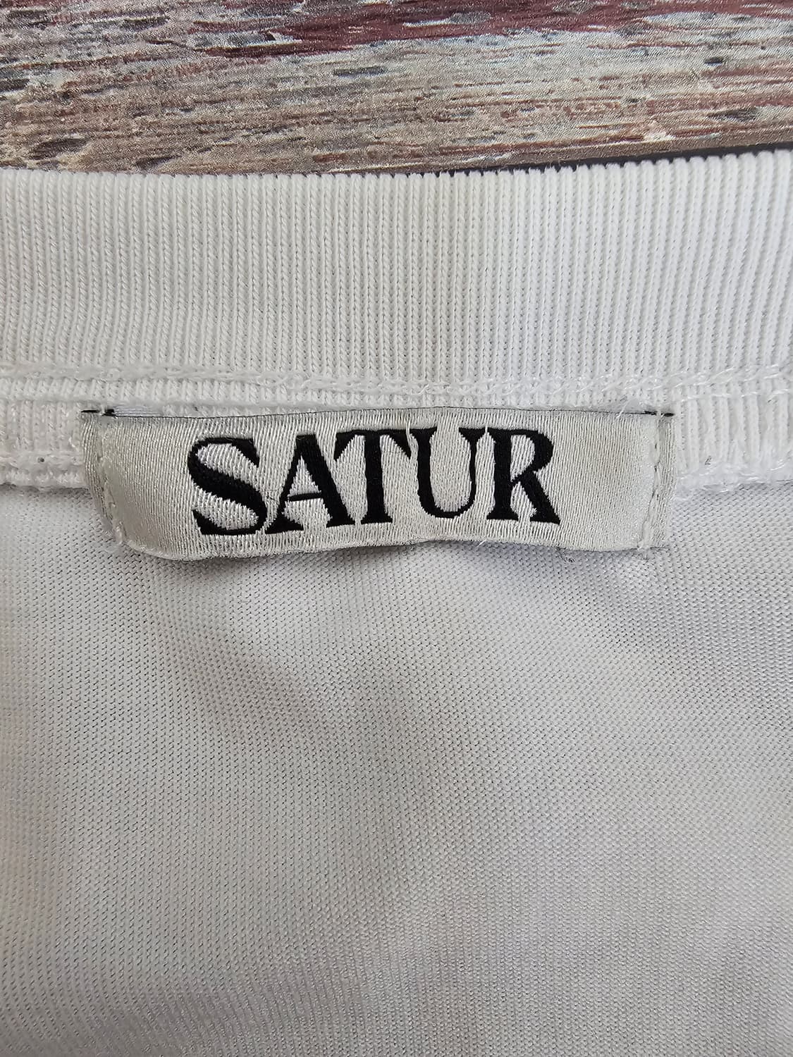 SATUR 세터 스몰로고 반팔티셔츠 L 상품이미지3