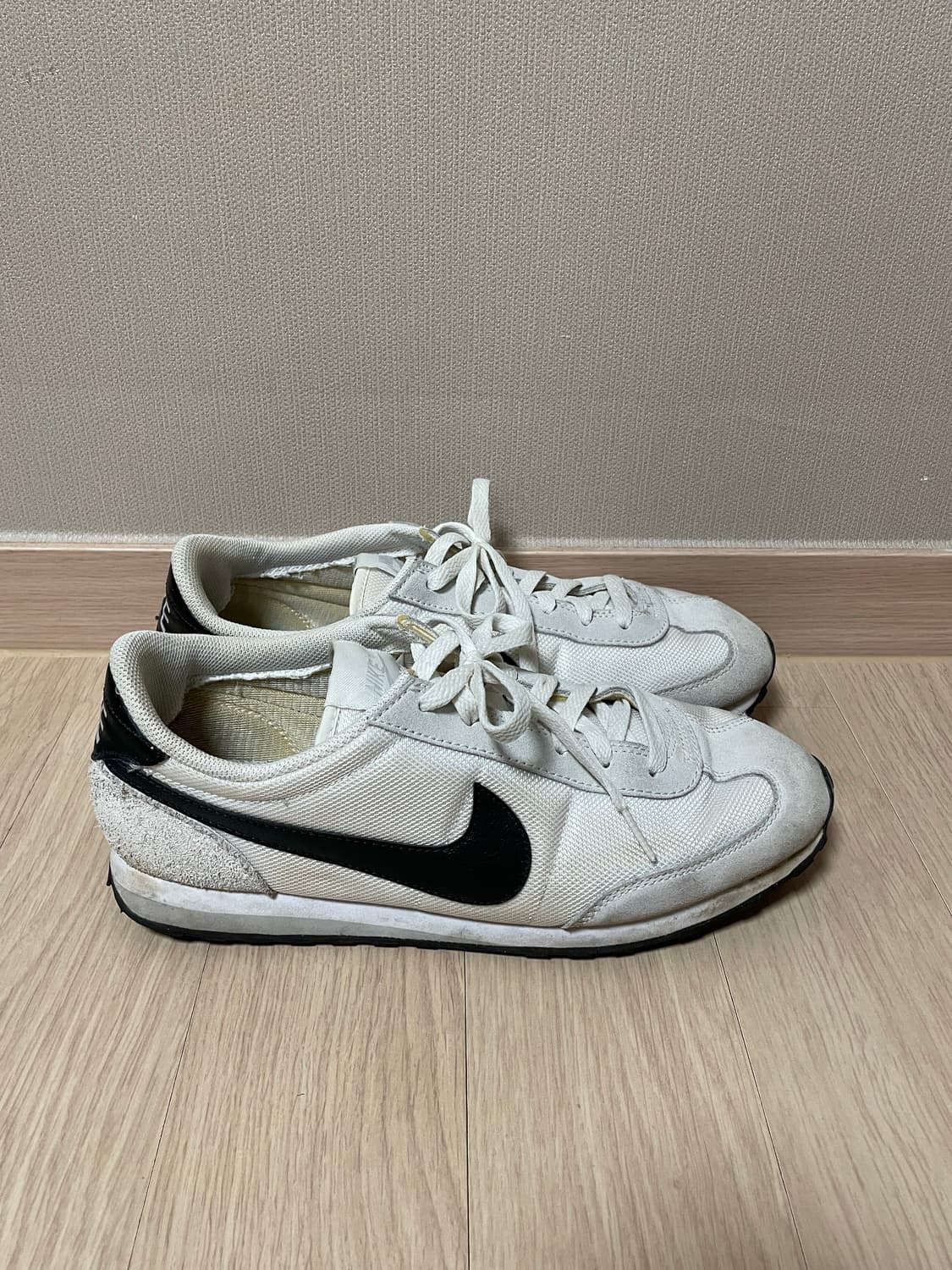 나이키 마크러너 흰검 상품이미지3