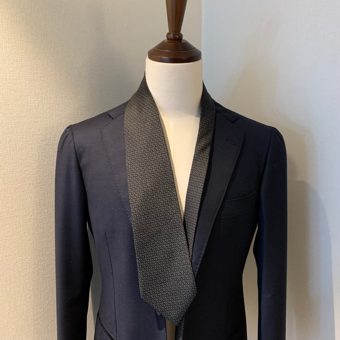 구찌(GUCCI) GG스몰로고 모노그램 블랙 명품넥타이 A등급 9.5cm 상품이미지1