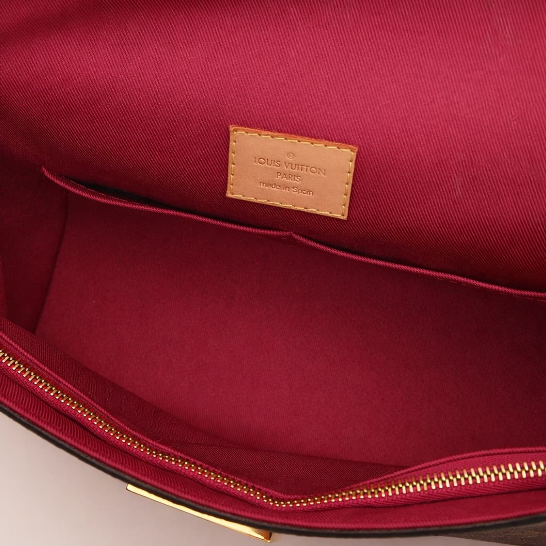 [S급] 루이비통 M42738 모노그램 클루니 BB 숄더백 판매합니다!! 상품이미지3