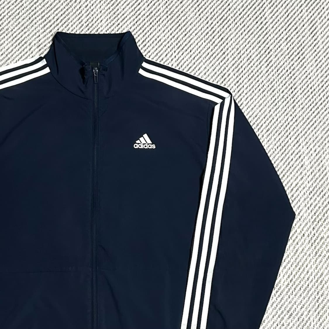 [L] adidas 아디다스 신형 네이비 우븐 트랙 바람막이 자켓 상품이미지2