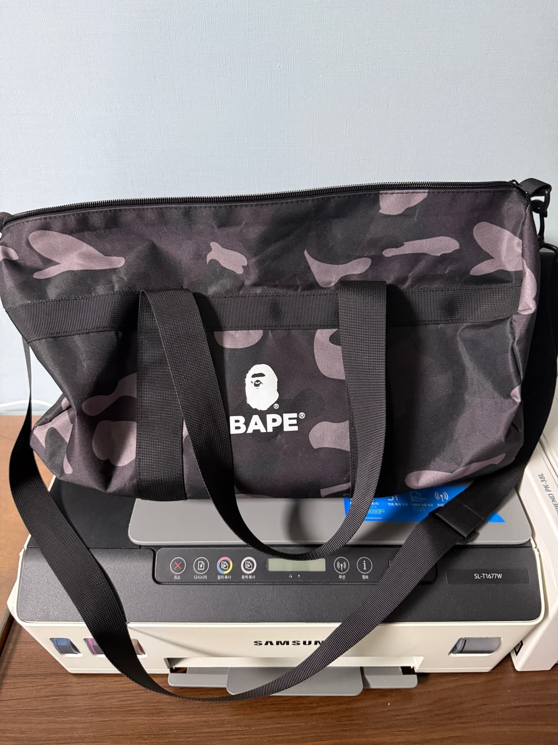 베이프 잡지 부록 더플백 상품이미지1