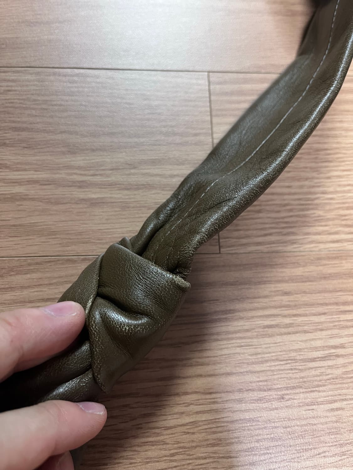 르메르 크루아상 범백 다크 올리브 스몰 S 상품이미지3
