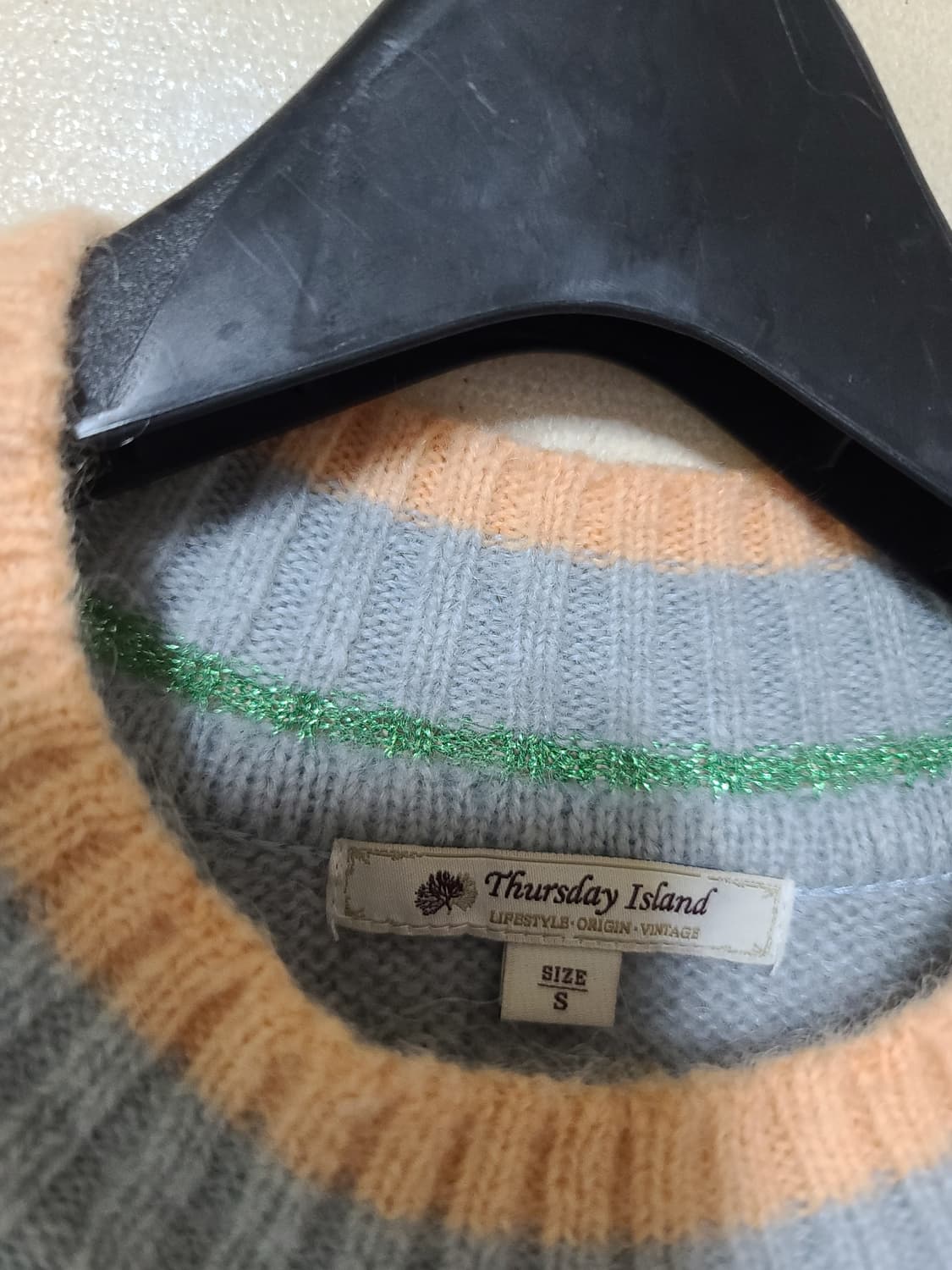 써스데이아일랜드 그라데이션 풀오버 니트 상품이미지5