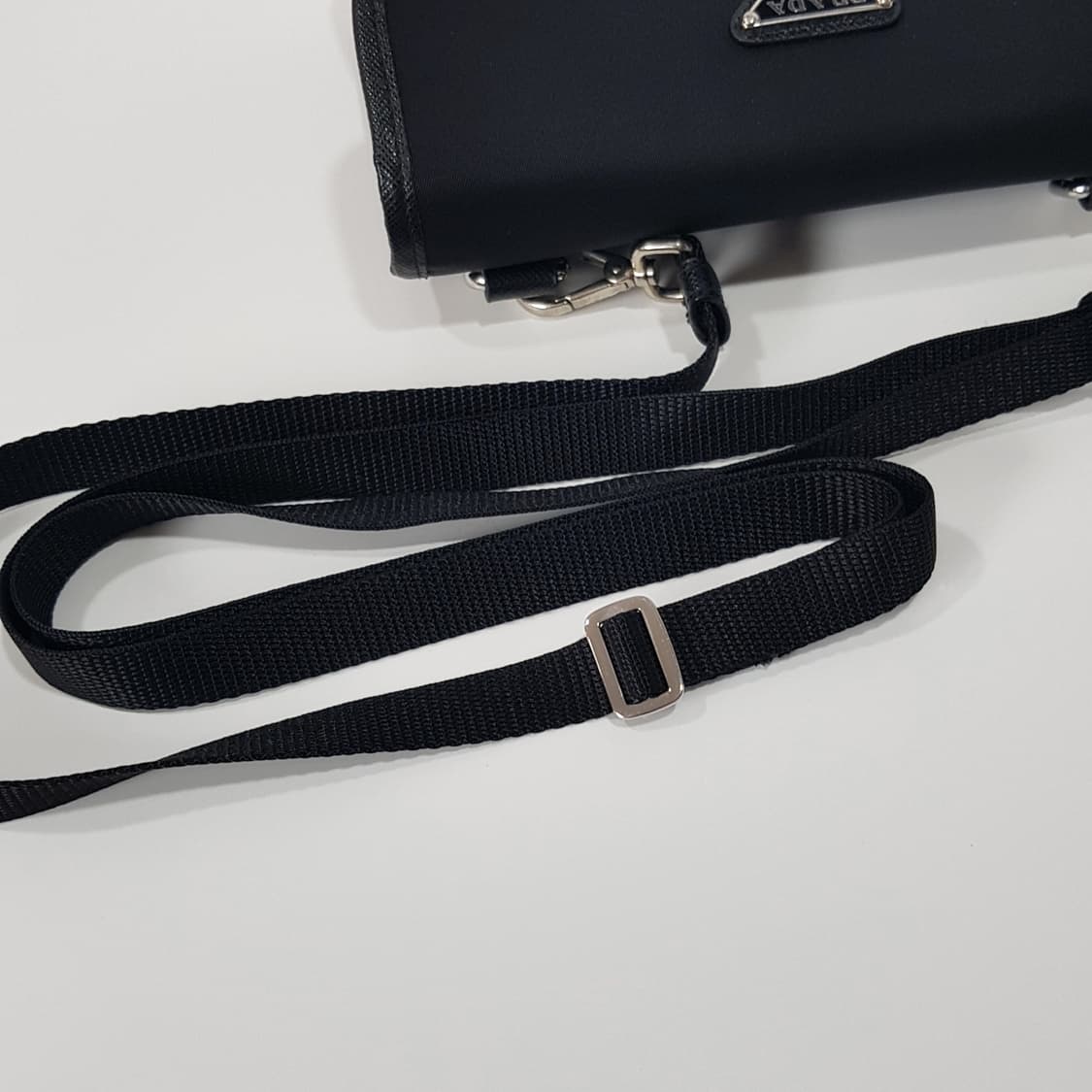 프라다 리나일론 미니 크로스백 폰홀더백 2ZH108 상품이미지6