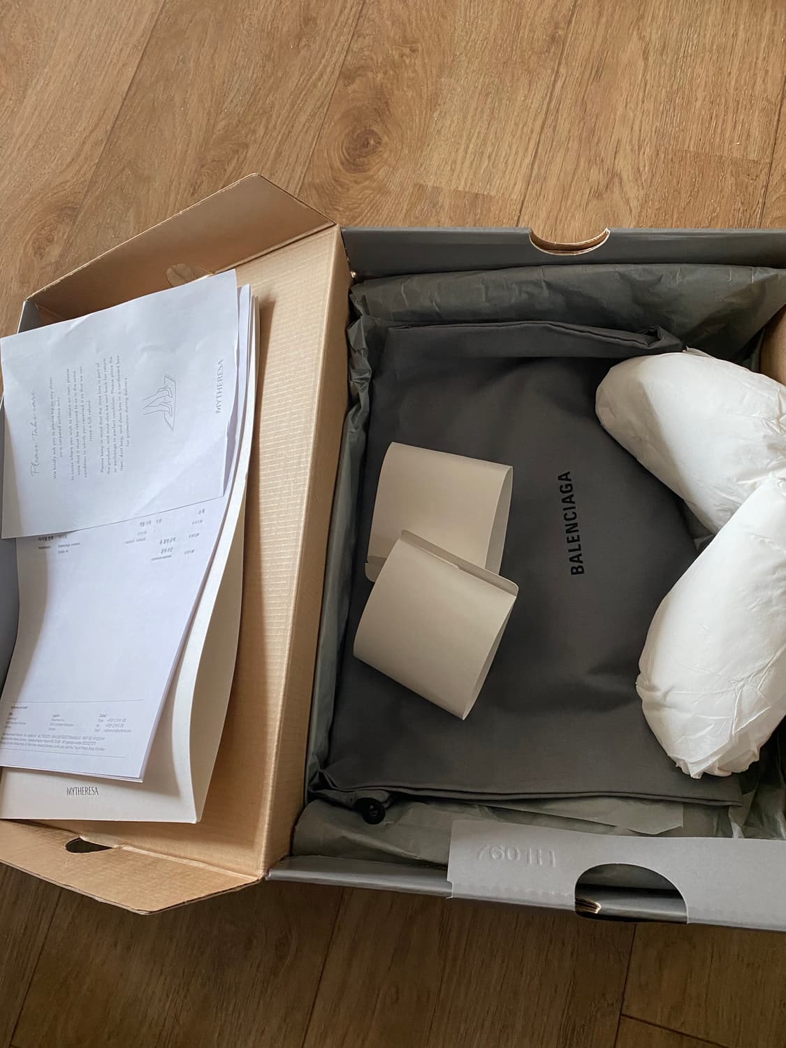 발렌시아가 스피드러너 40사이즈 상품이미지2