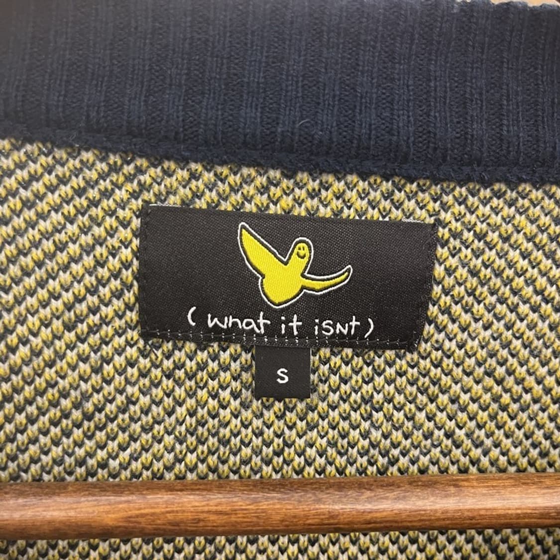 와릿이즌 빅로고 오버핏 아크릴 니트 스웨터 100 C05926 상품이미지5