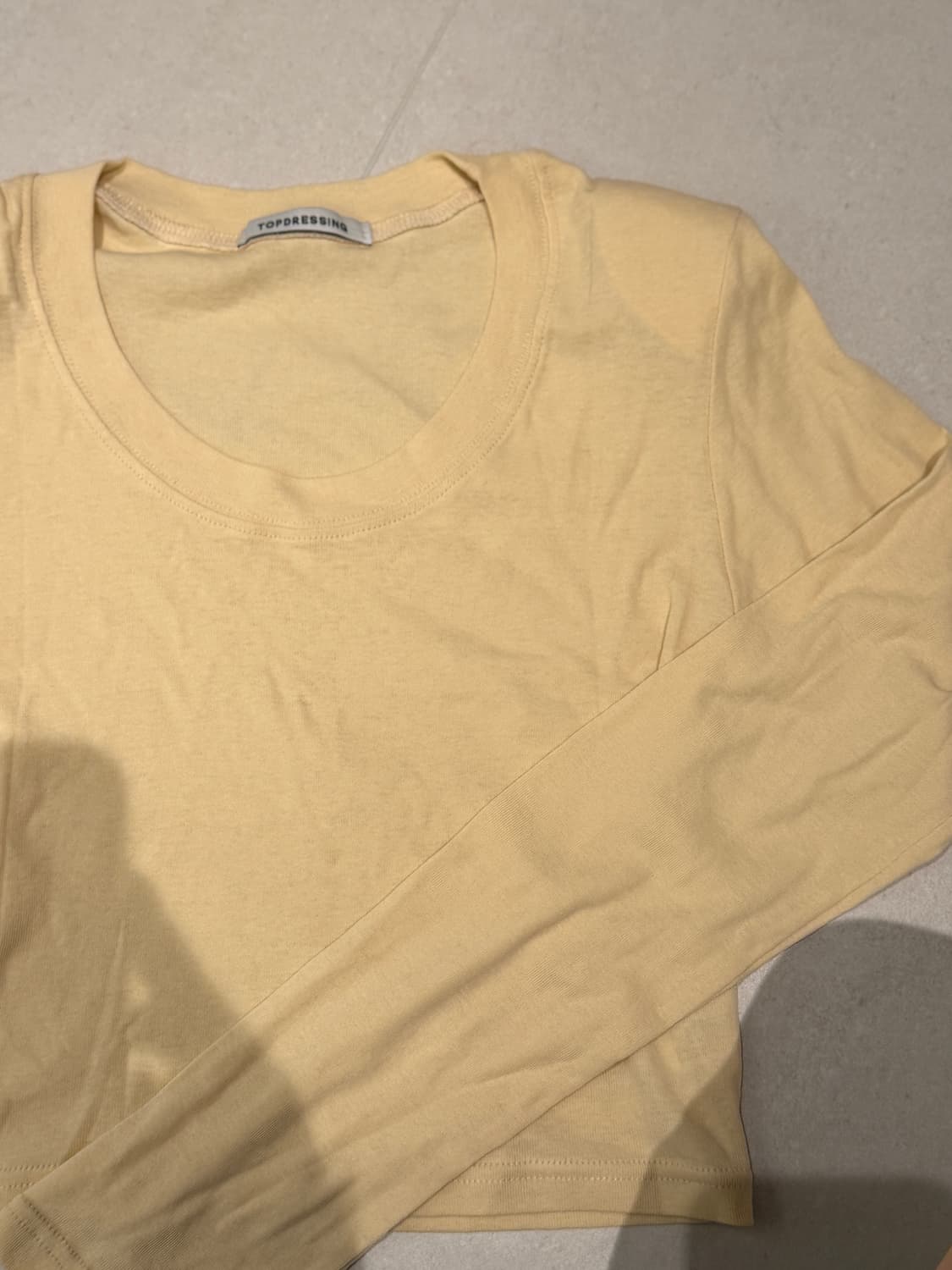 에이블리 탑드레싱 라운드넥 롱 슬리브리스 상품이미지1