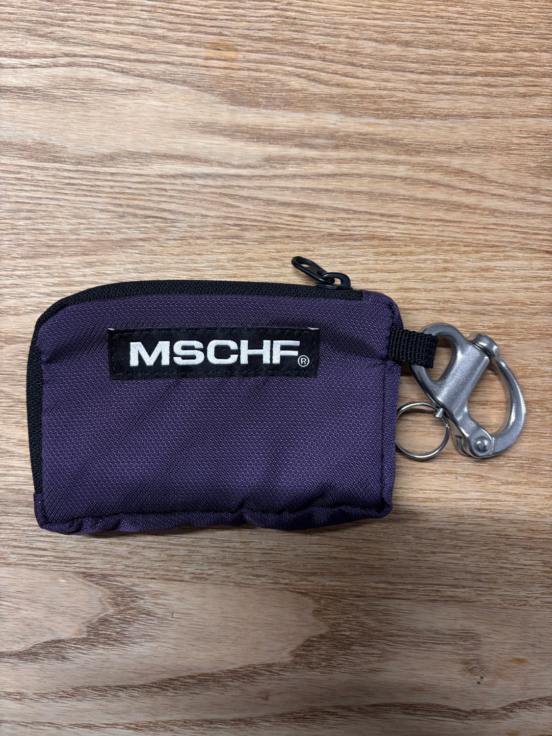 미스치프 롬버스 카라비너 파우치 퍼플 상품이미지2