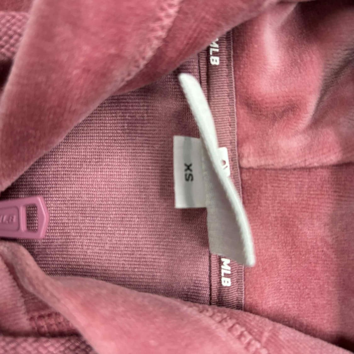 MLB 엠엘비 벨루어 벨벳 세미크롭 걸즈 후드집업 희귀져지(XS) 상품이미지4