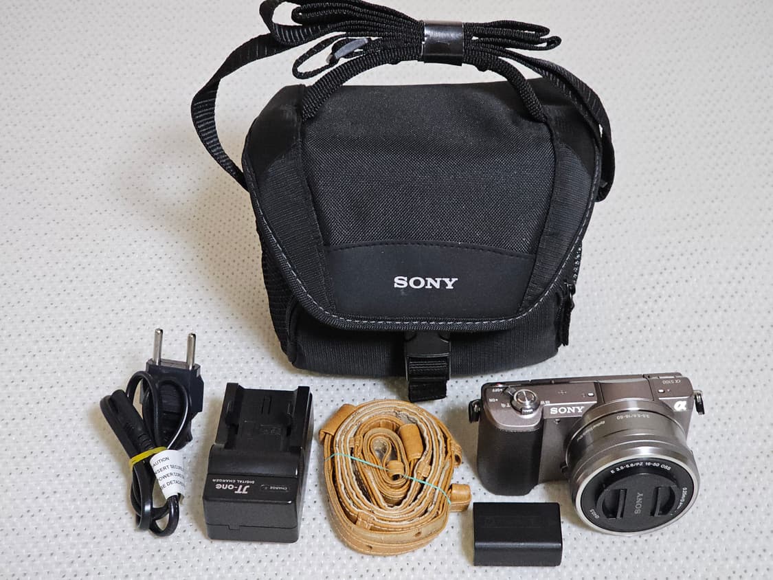 소니 a5100 미러리스 카메라 상품이미지1