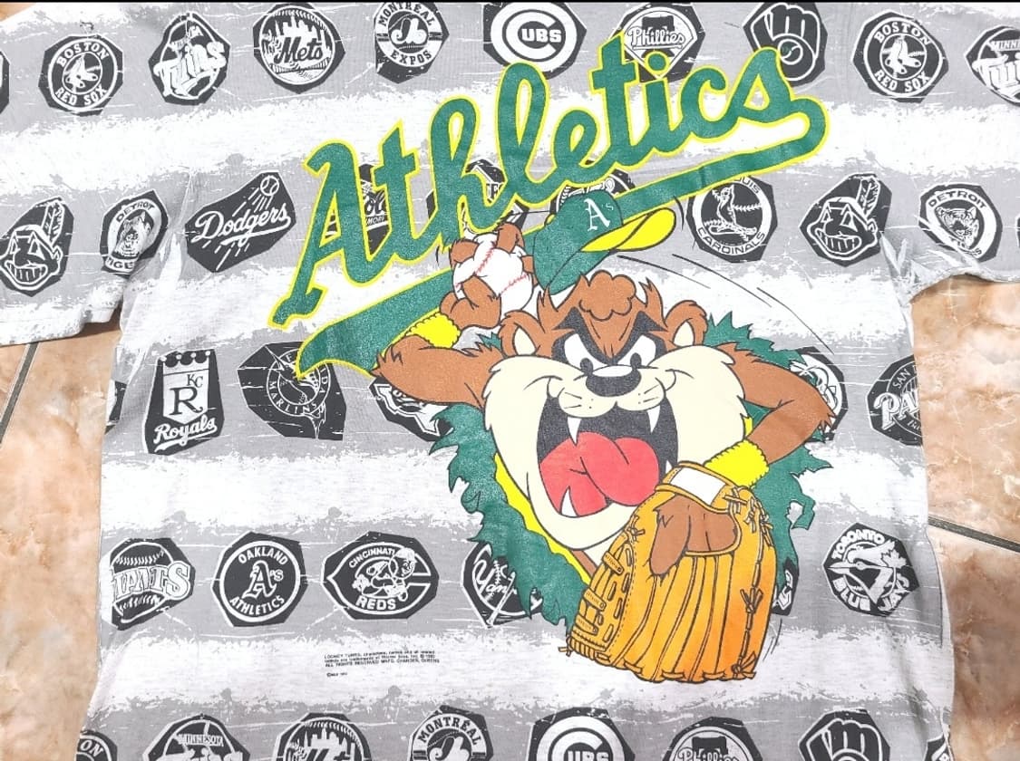 1992 루니툰즈 X MLB 오클랜드 애슬레틱스 빈티지티셔츠 상품이미지2