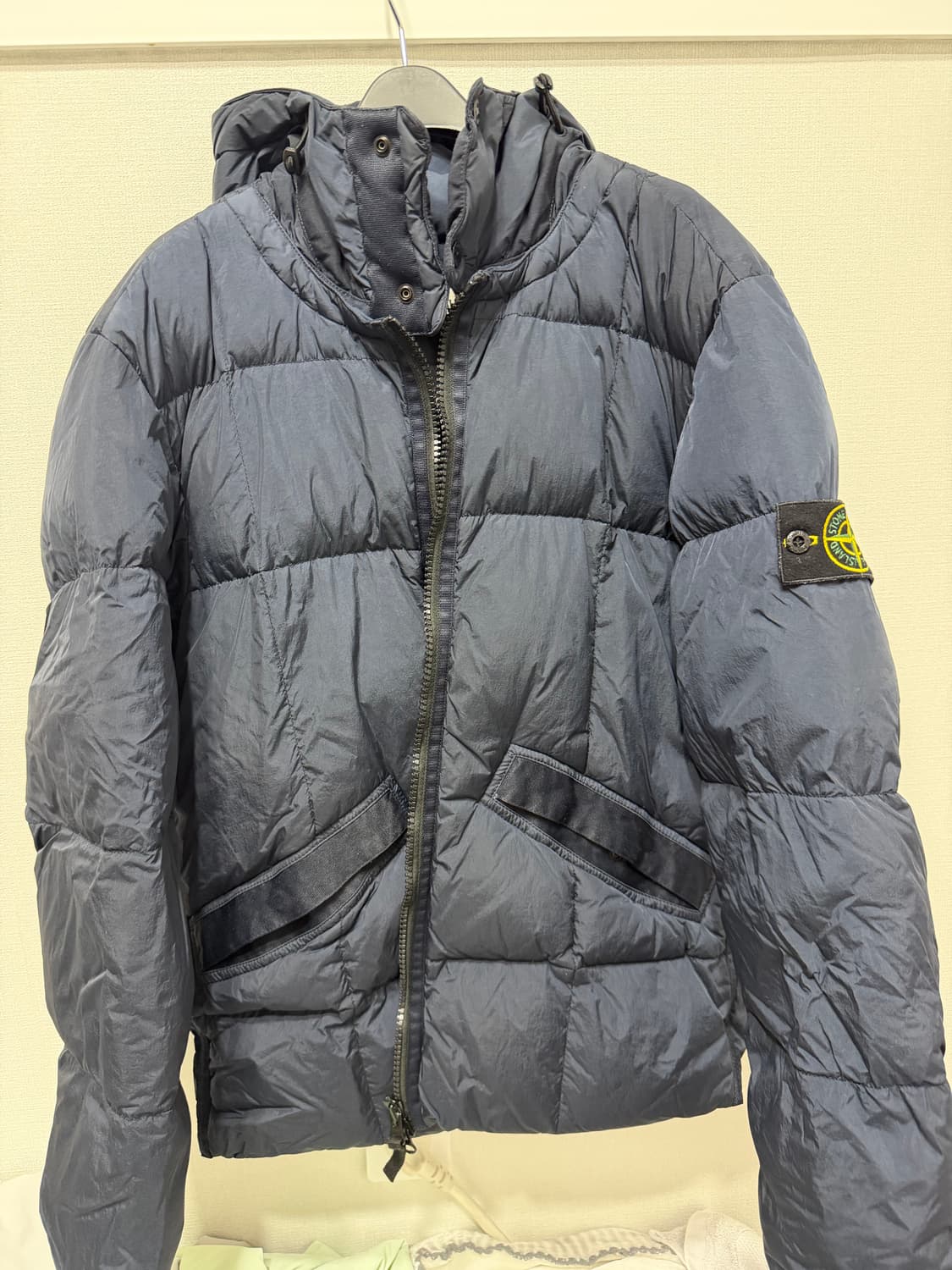 [정품/M]스톤아일랜드 크링클랩스 패딩 M 상품이미지1