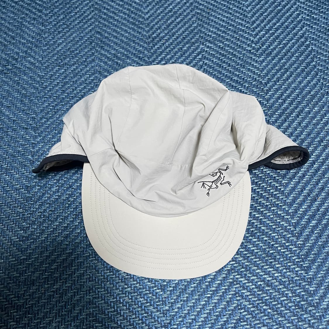 [LG/XL]아크테릭스 프로톤 귀돌이 캡 상품이미지1