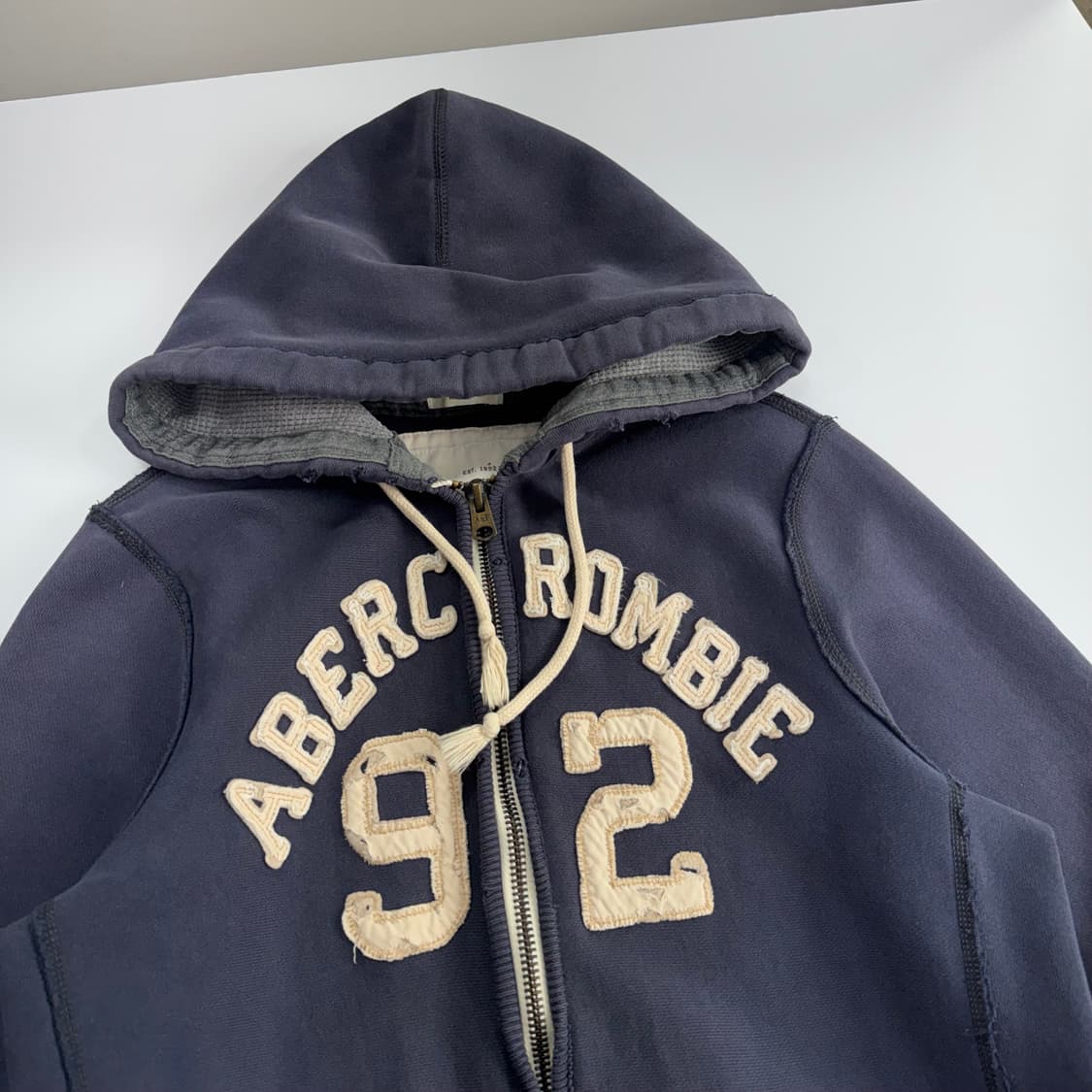 Abercrombie 아베크롬비 그런지 로고 네이비 후드집업  상품이미지4