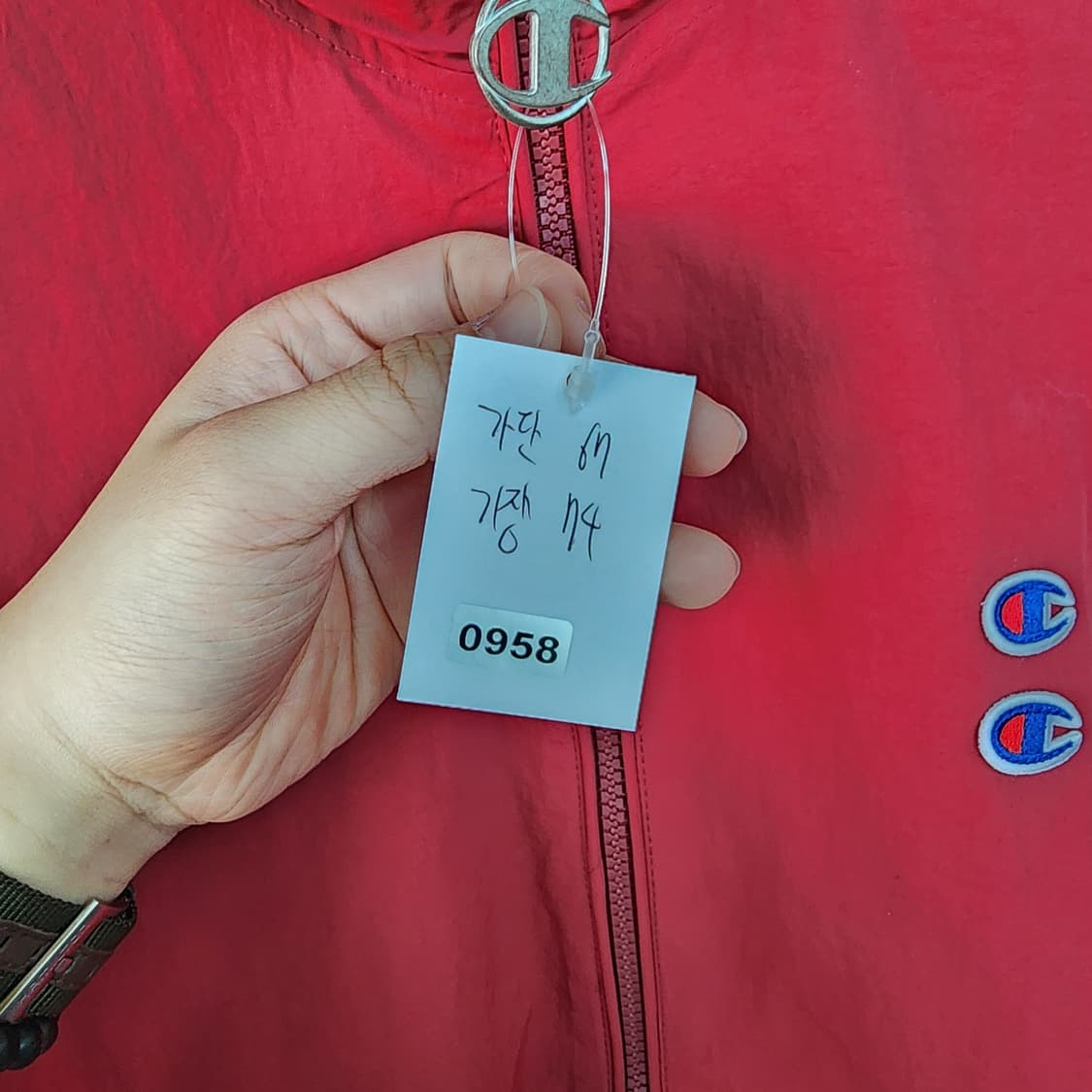 자라x챔피온 레드 바람막이 자켓 상품이미지10