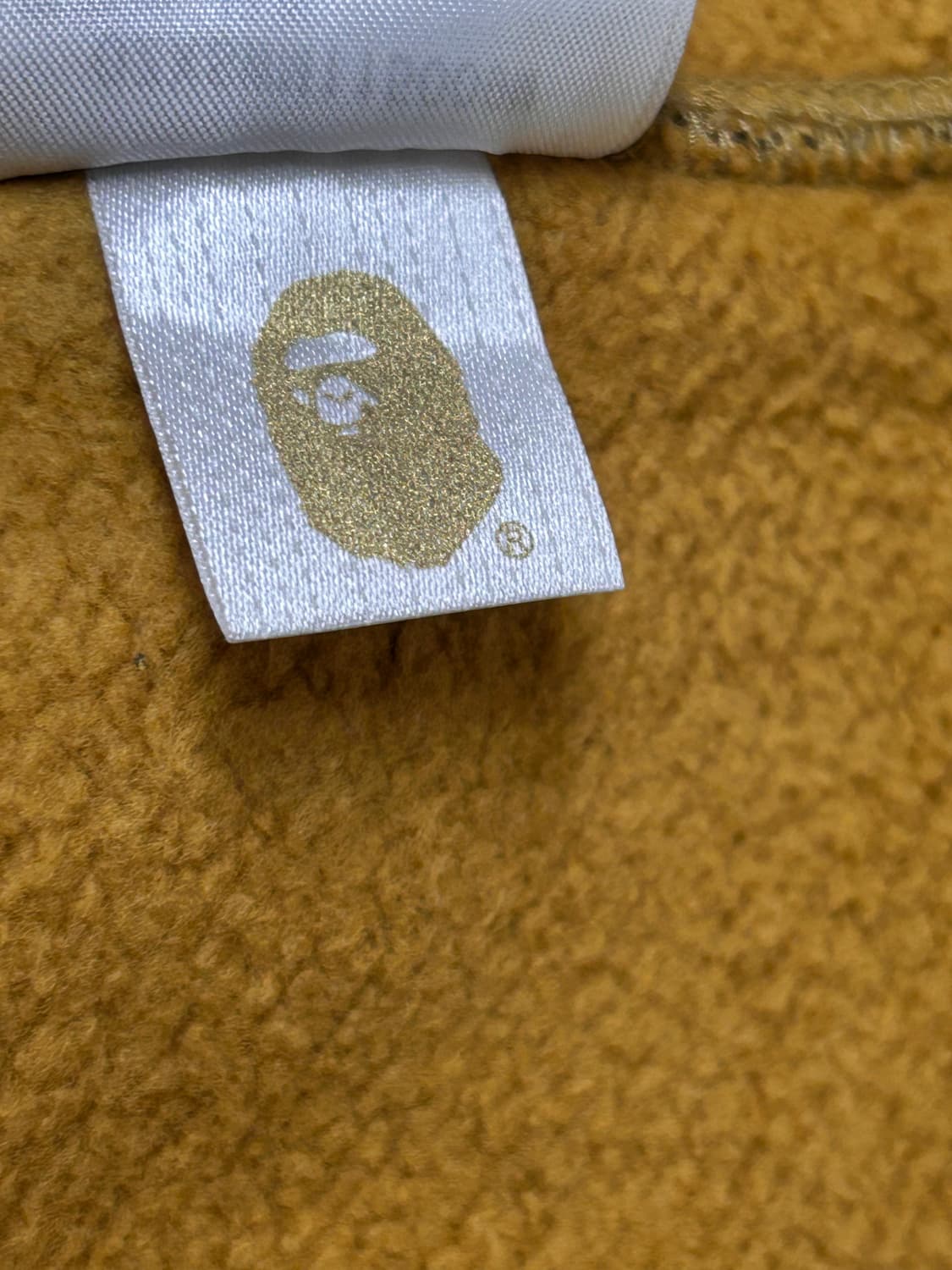 새상품급) 베이프 황계 옐로우 샤크 후드집업 상품이미지5