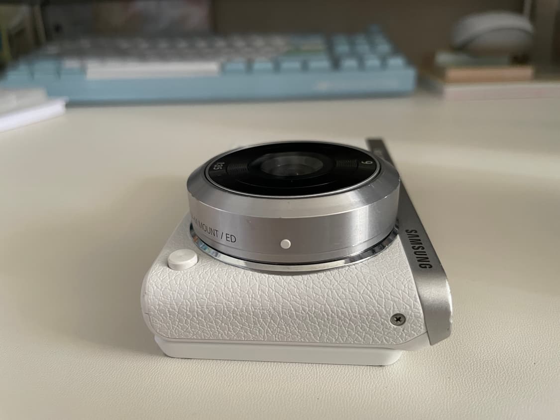 (작례 O) 삼성 nx mini 미러리스 카메라 화이트 상품이미지3