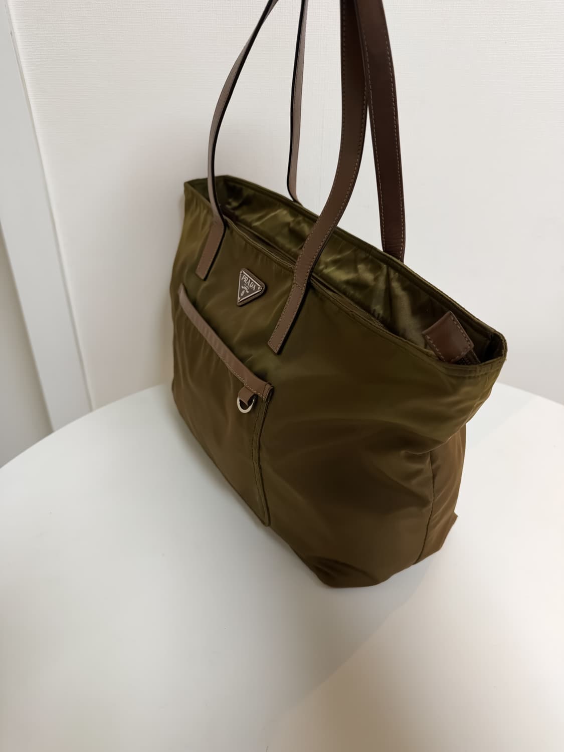 정품 프라다 포코노 숄더백 상품이미지4