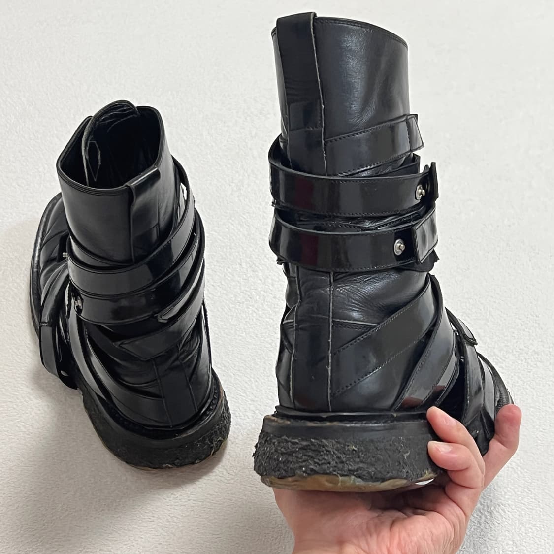 디올옴므 08AW "Lumiere Du Nord" 페이던트 스트랩 부츠 상품이미지6