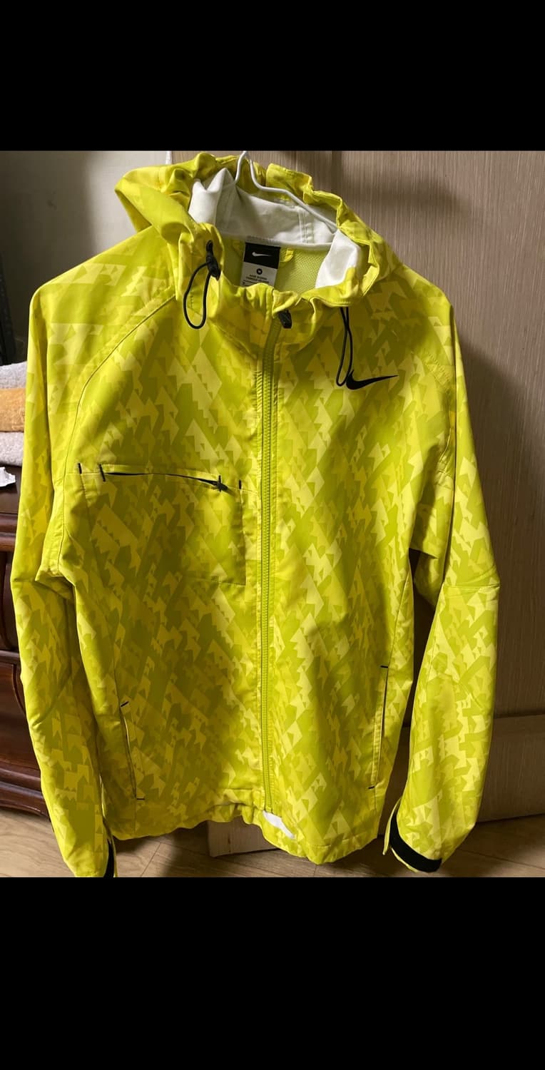 나이키 러닝 바람막이 M 상품이미지2