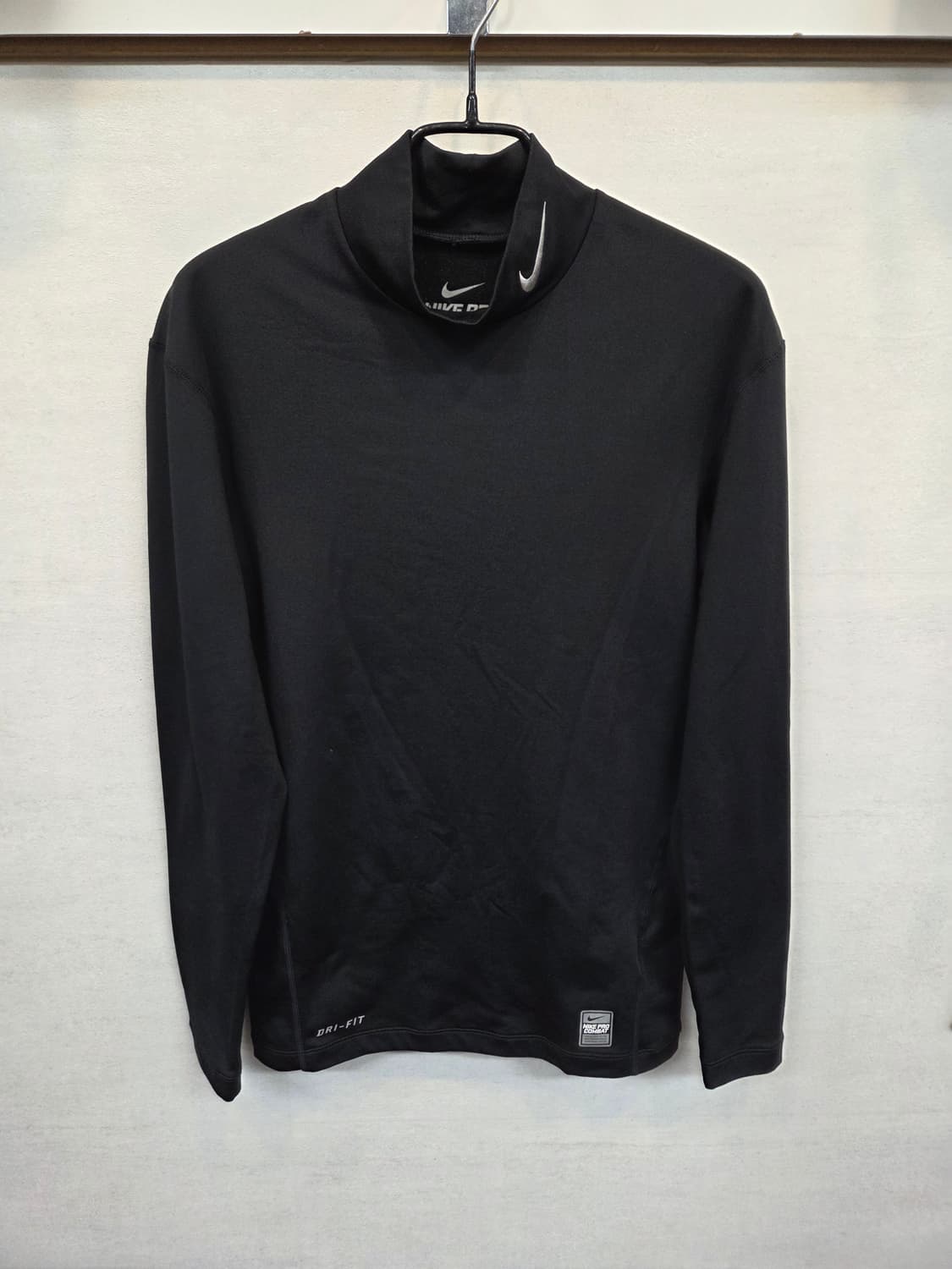 나이키 드라이핏 프로컴벳 안감약기모 하이넥 기능성 긴팔 m 상품이미지1
