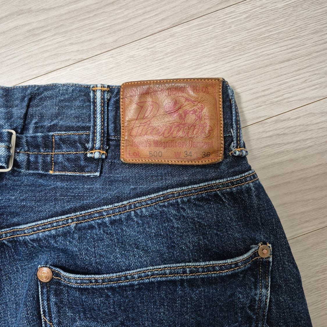 페로우즈 500sw 판매합니다. 32사이즈 상품이미지3