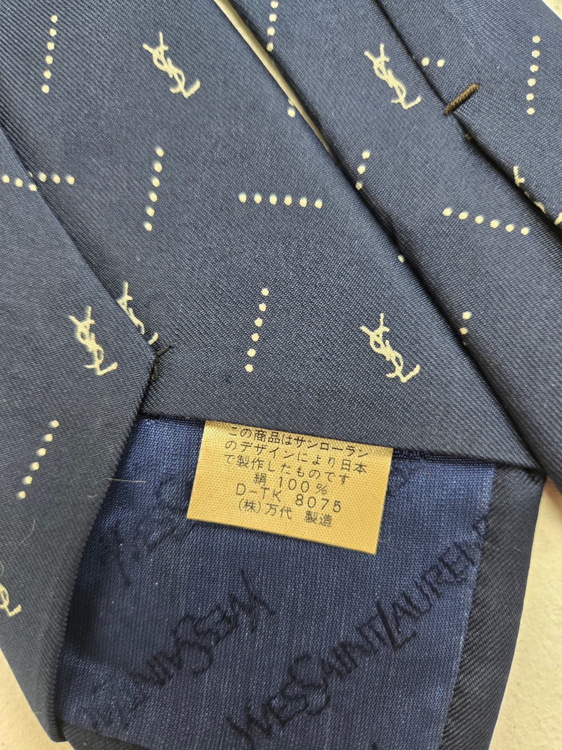 입생로랑 YSL 모노그램 네이비 실크 넥타이 상품이미지4