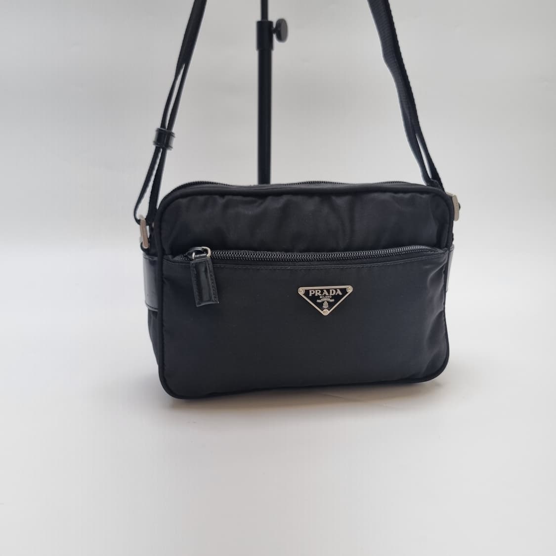 프라다 나일론 카메라백 숄더백 남여공용 (상급, BT0166) 상품이미지3
