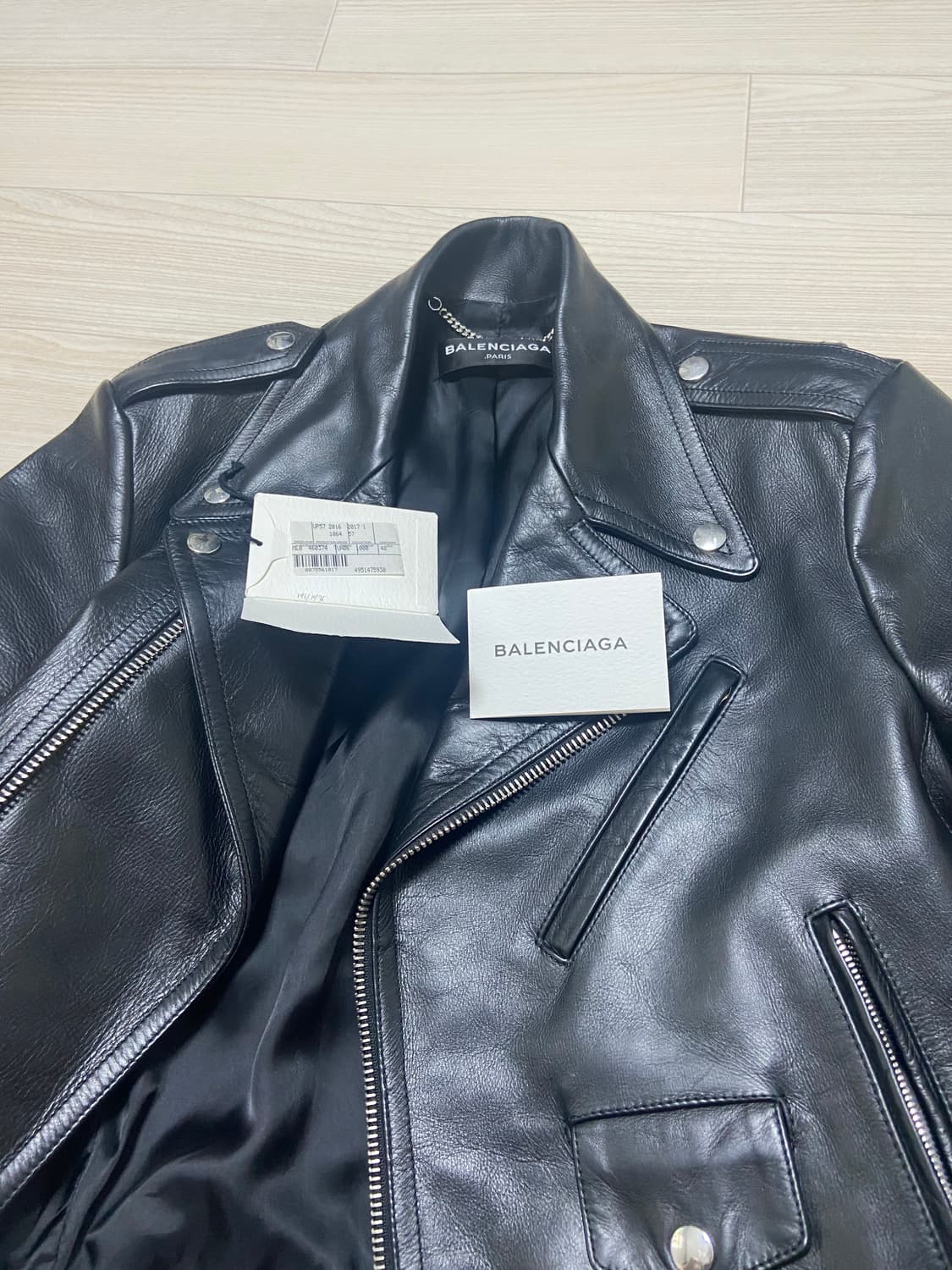48 발렌시아가 fw16 크롭 레더 가죽 라이더 자켓 상품이미지7