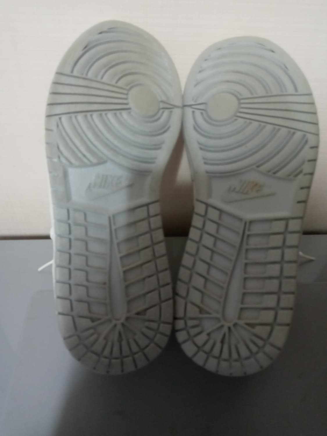 나이키 에어조던1 미드 265 상품이미지5