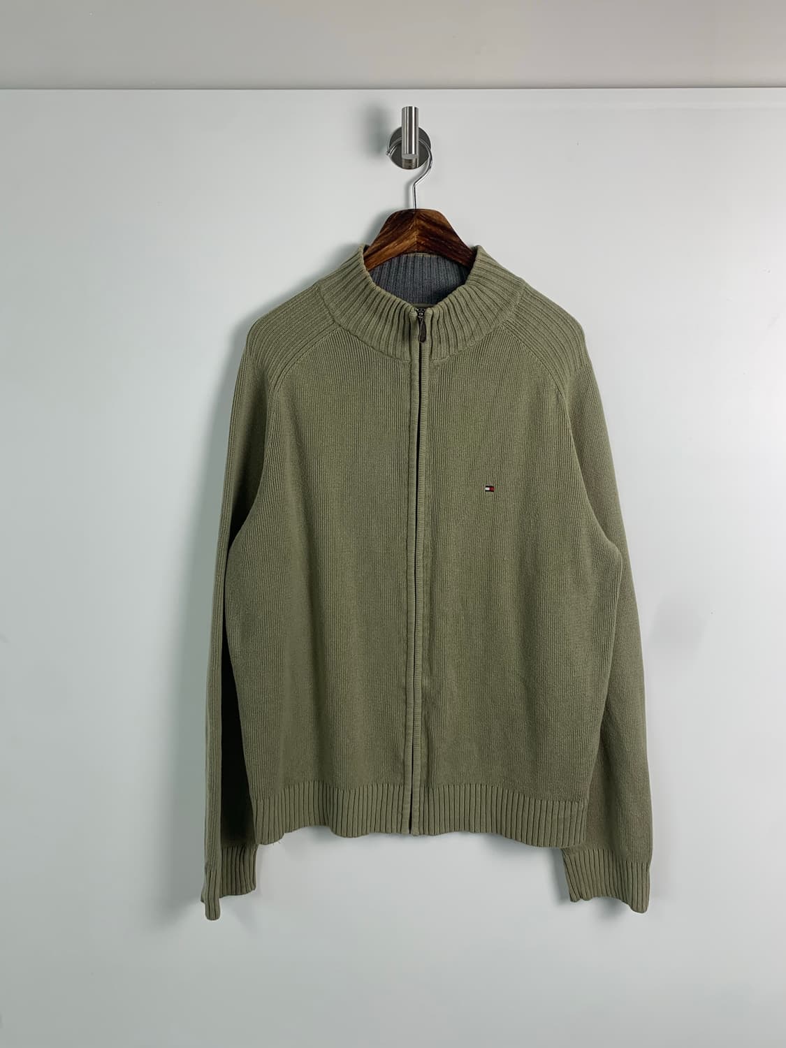 타미힐피거 자수로고 베이지 니트집업 가디건 상품이미지2