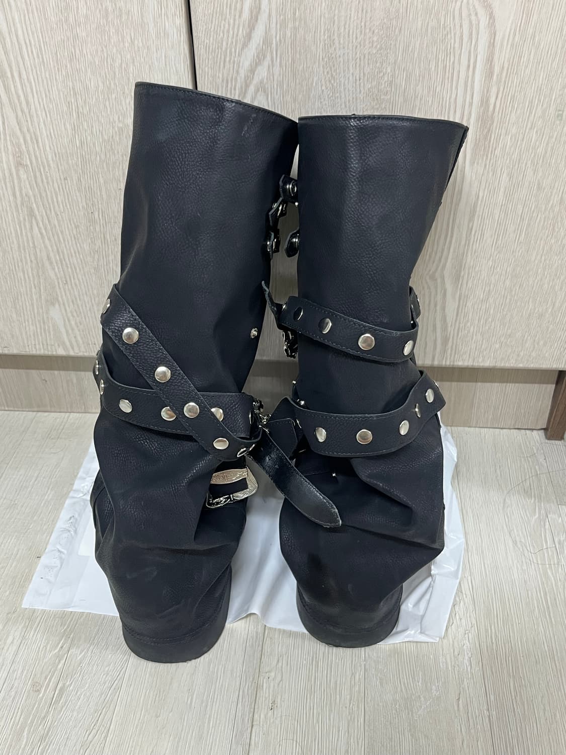 모어나더 유니크 힙 버클 체인 와이드 롱 부츠 상품이미지4
