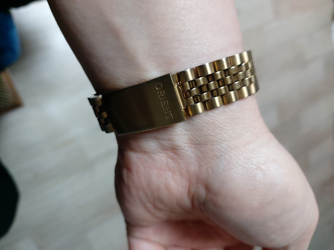 오리엔트 데이저스트 금장 시계  상품이미지5