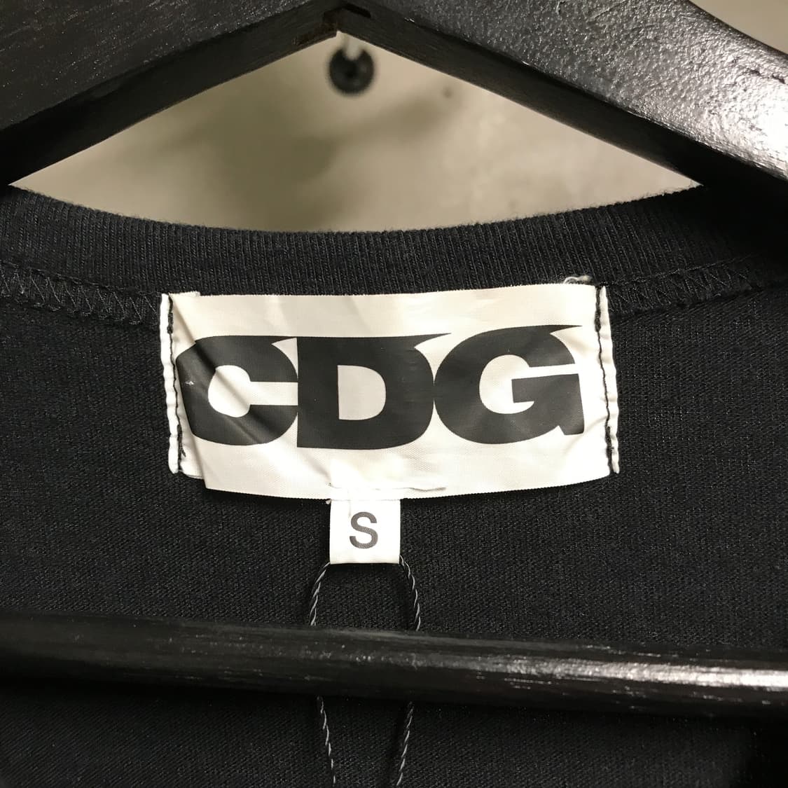 꼼데가르송 CDG 블랙 반팔 티셔츠 S 상품이미지5