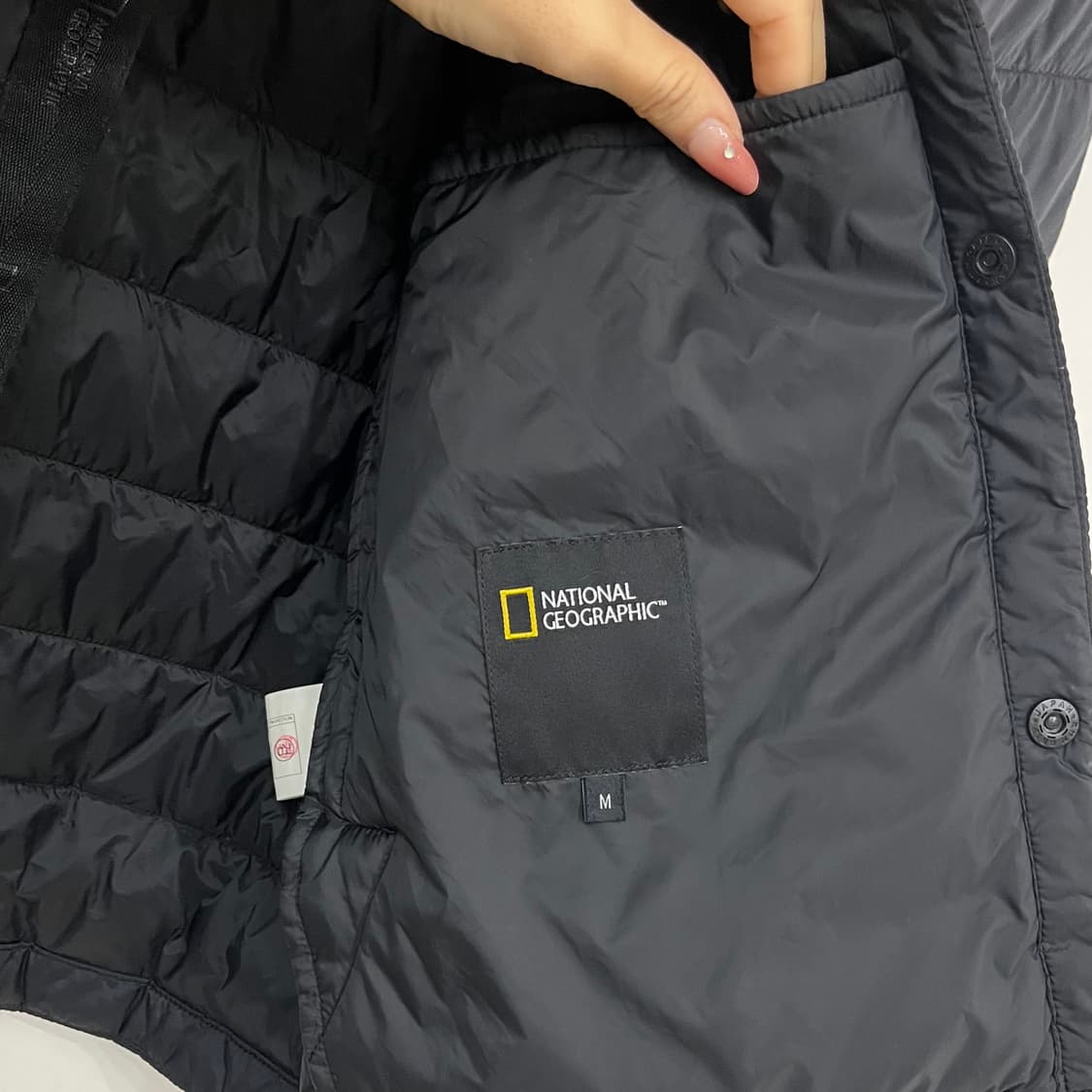 내셔널 지오그래픽 구스다운 블랙 경량패딩 상품이미지8