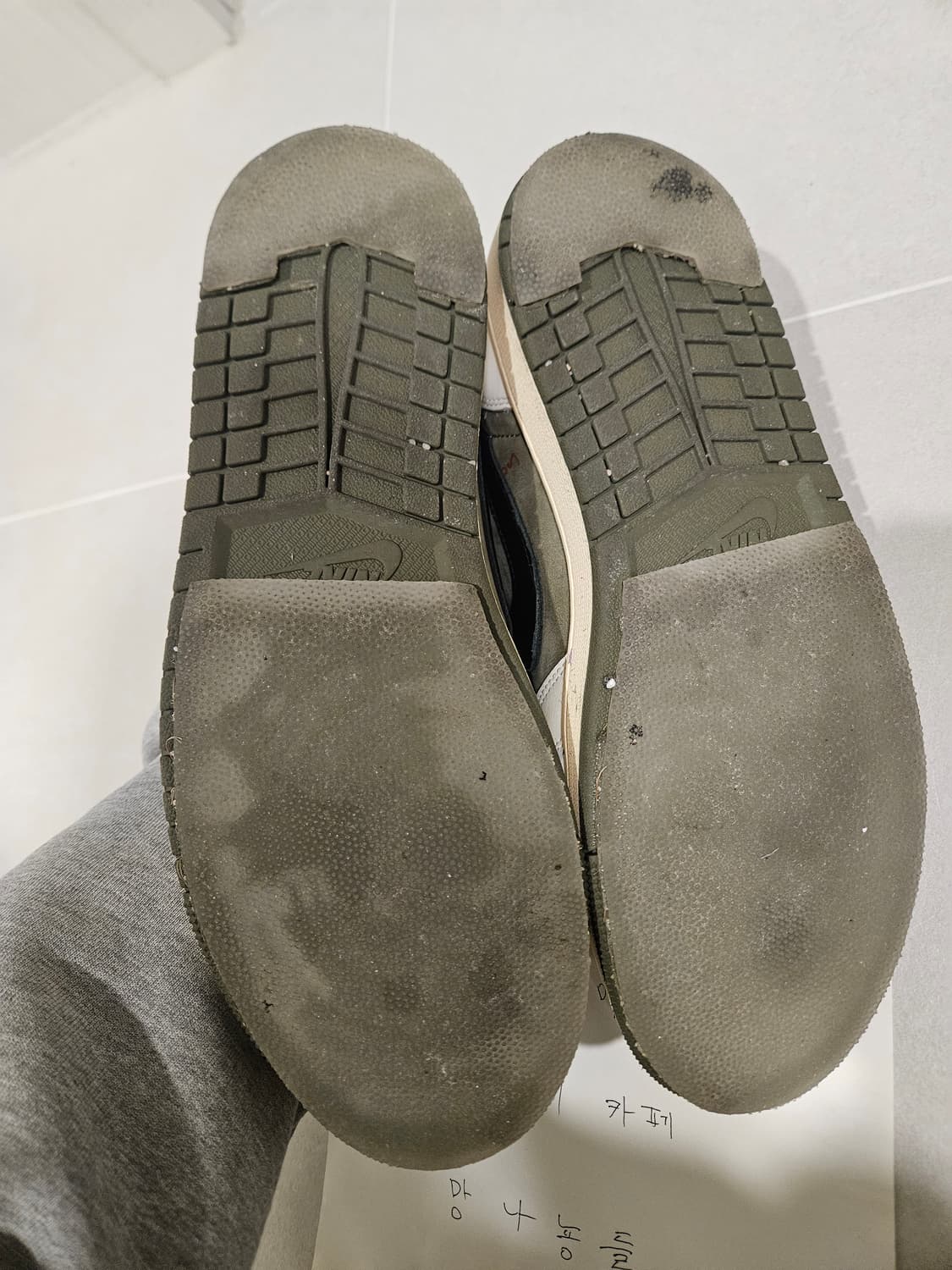 (275)조던1 스캇 로우 리버스 올리브 상품이미지7