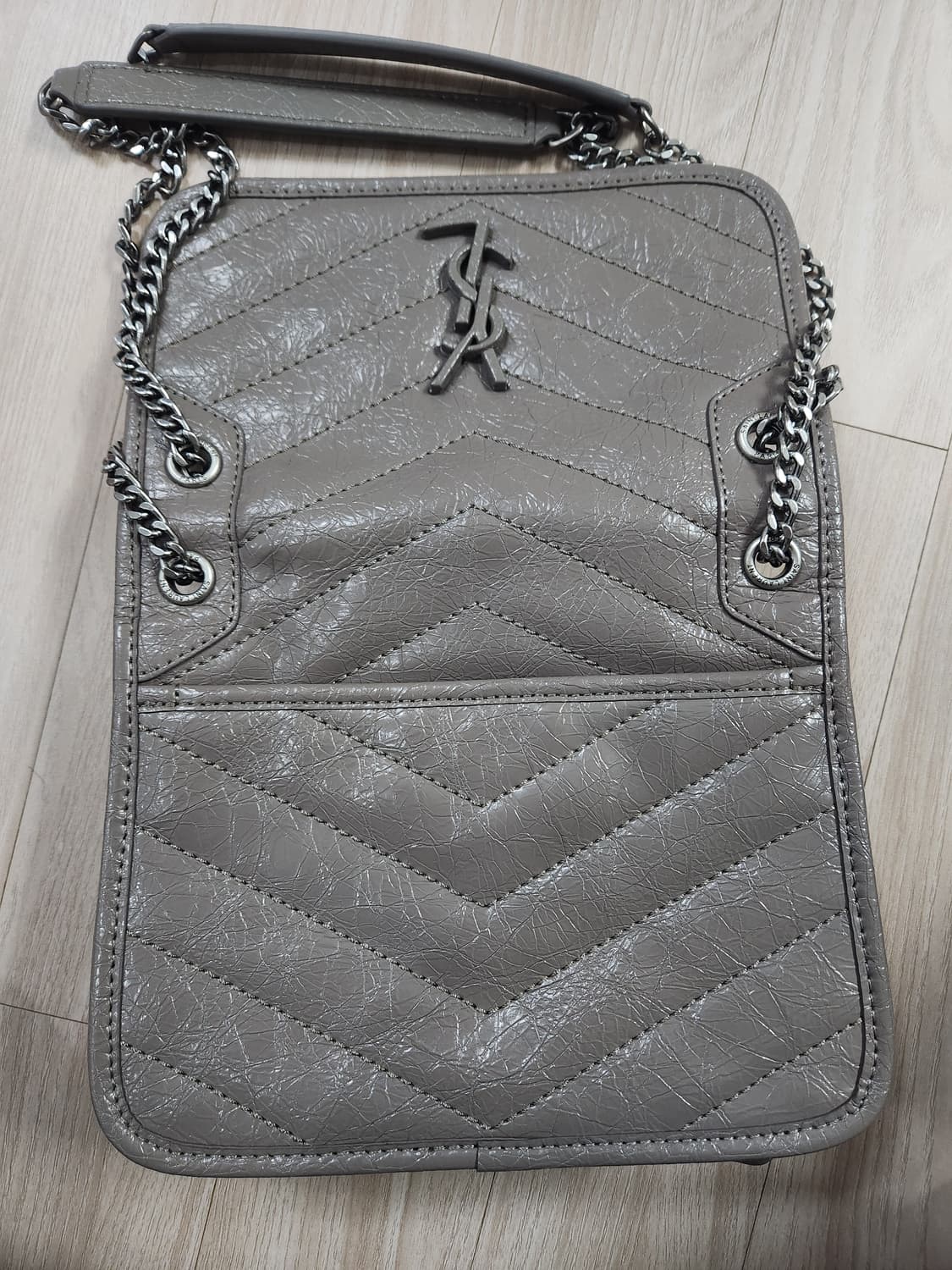 니키 그레이 숄더백 상품이미지4